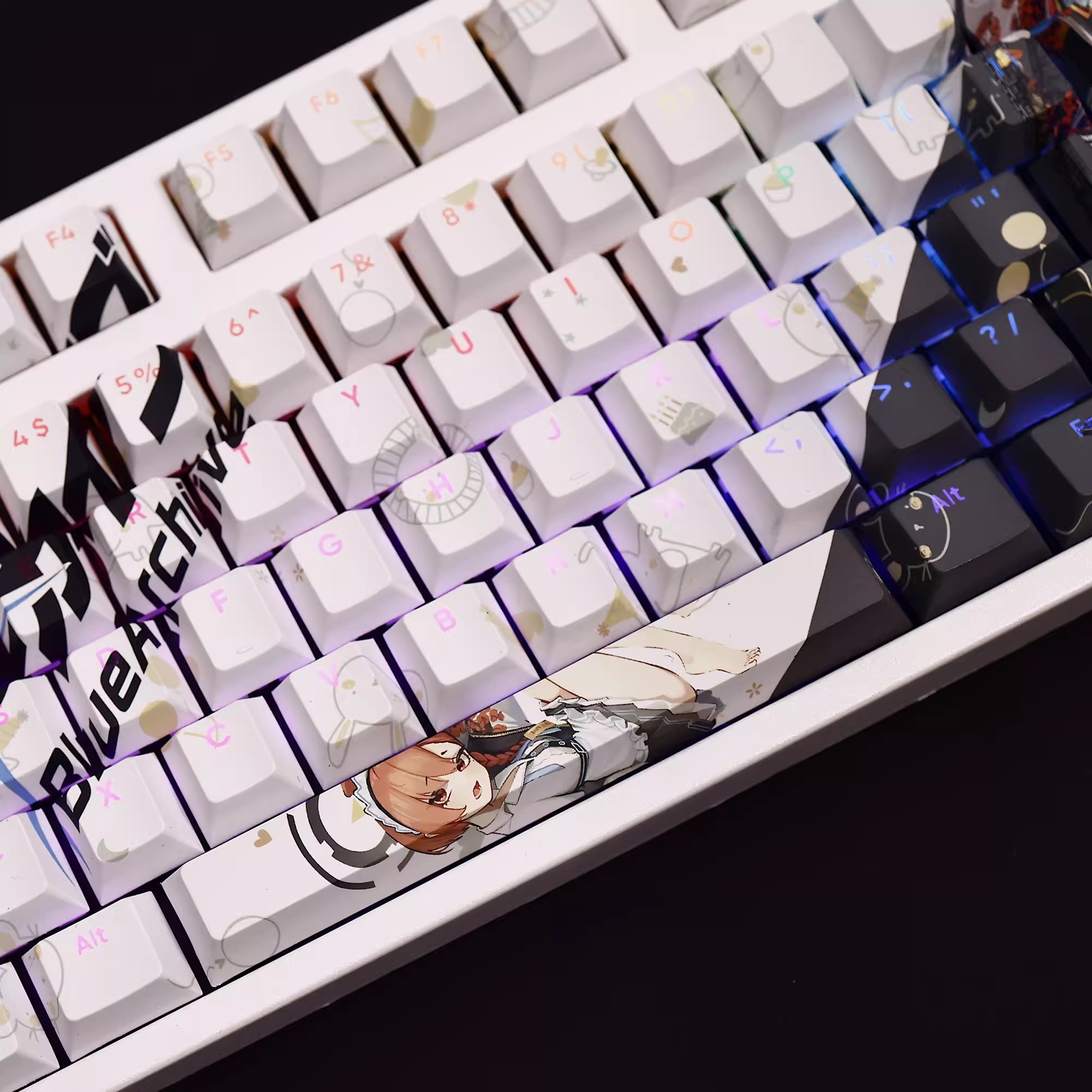 108 Keys/set Blue Archive Mika - Gaming Keyboard Blue recensie en prijs