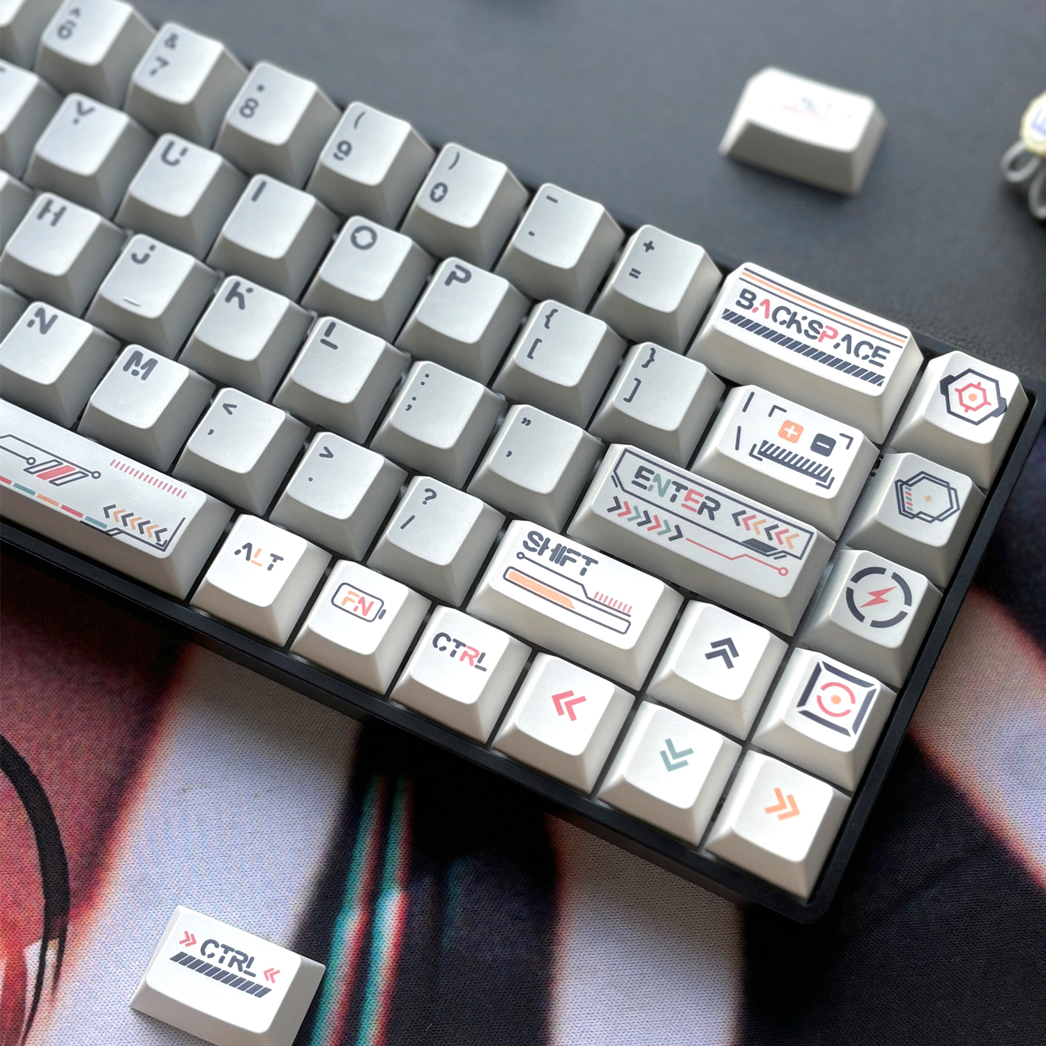 95 Keys Cherry Profile Graffit - Gaming Keyboard Ergo recensie en prijs