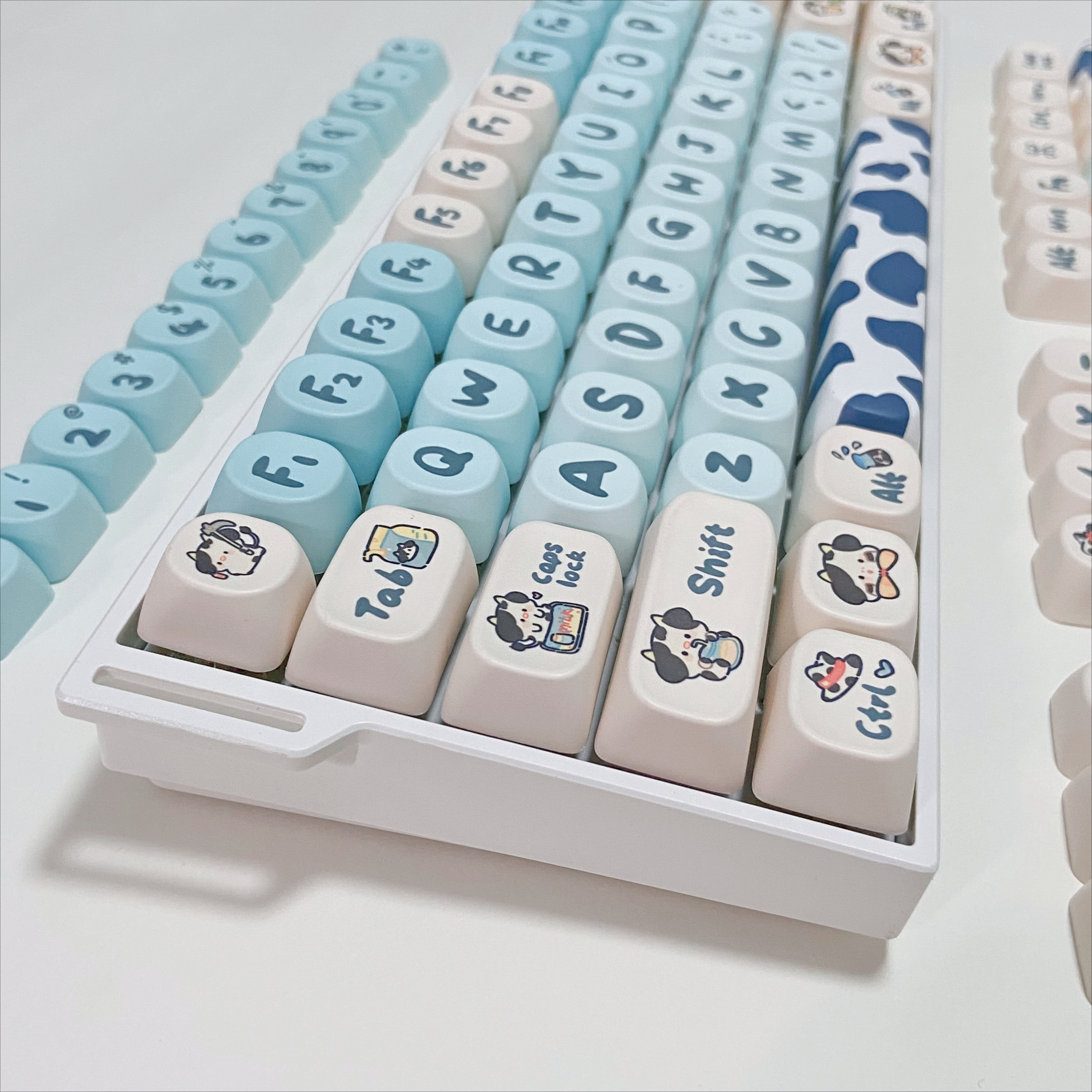 Blue Cow Keycaps for Mechanica - Gaming Keyboard Blue recensie en prijs