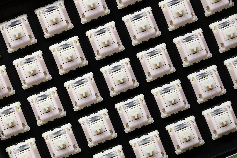 MMD Vivian Switch V2 RGB SMD L - Gaming Keyboard Mini Mechanical recensie en prijs